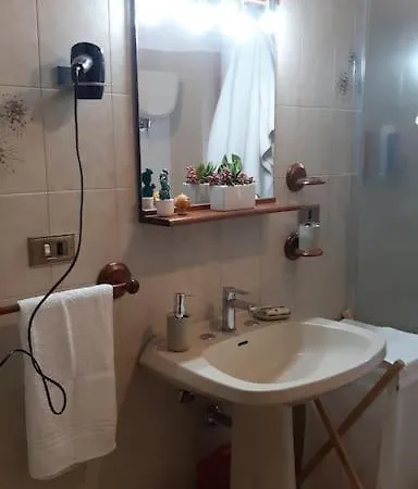 Casa Giardino Animali Ammessi بيت للعطل *