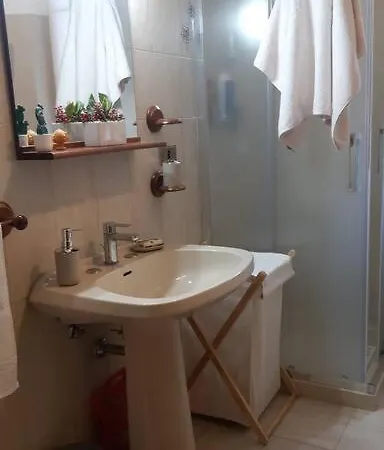 Casa Giardino Animali Ammessi * باسّينيانو سول تْرازي